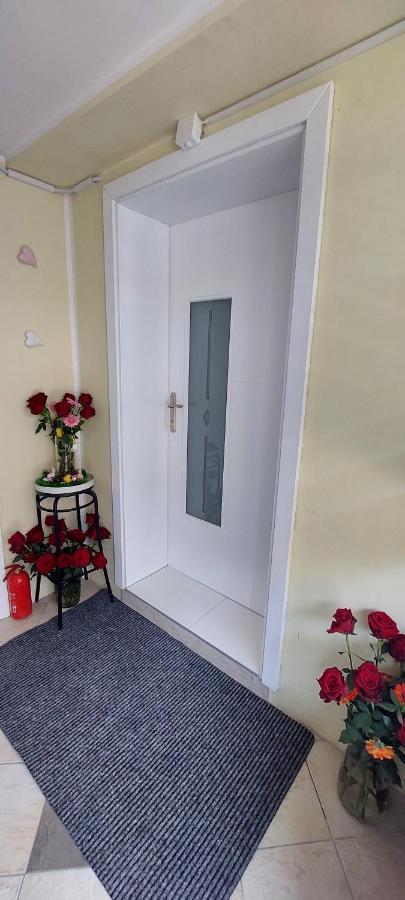 Jo-Ma Apartma - Safe Parking Ljubljana Eksteriør billede
